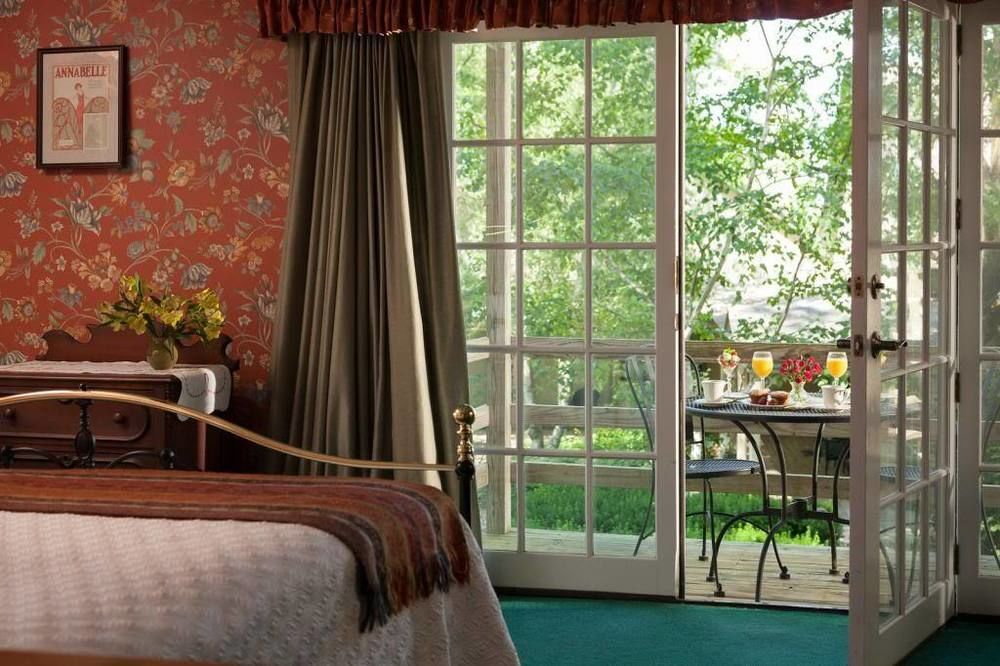 Chesterfield Inn Экстерьер фото