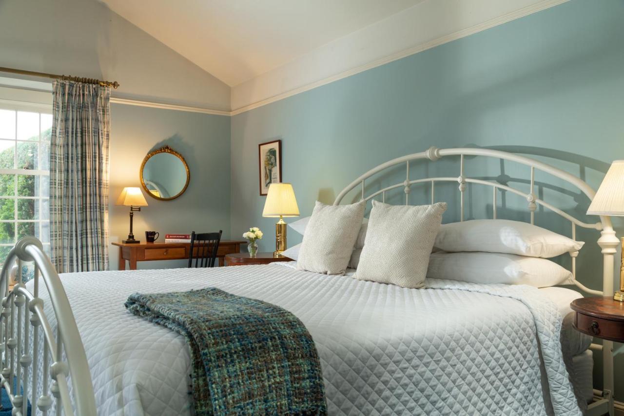 Chesterfield Inn Экстерьер фото